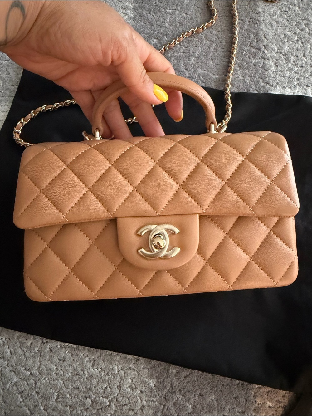 Quilted Tan Chain Crossbody Bag - Classic Quilted Design